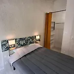 Premium Mit Terrasse By Interhome *